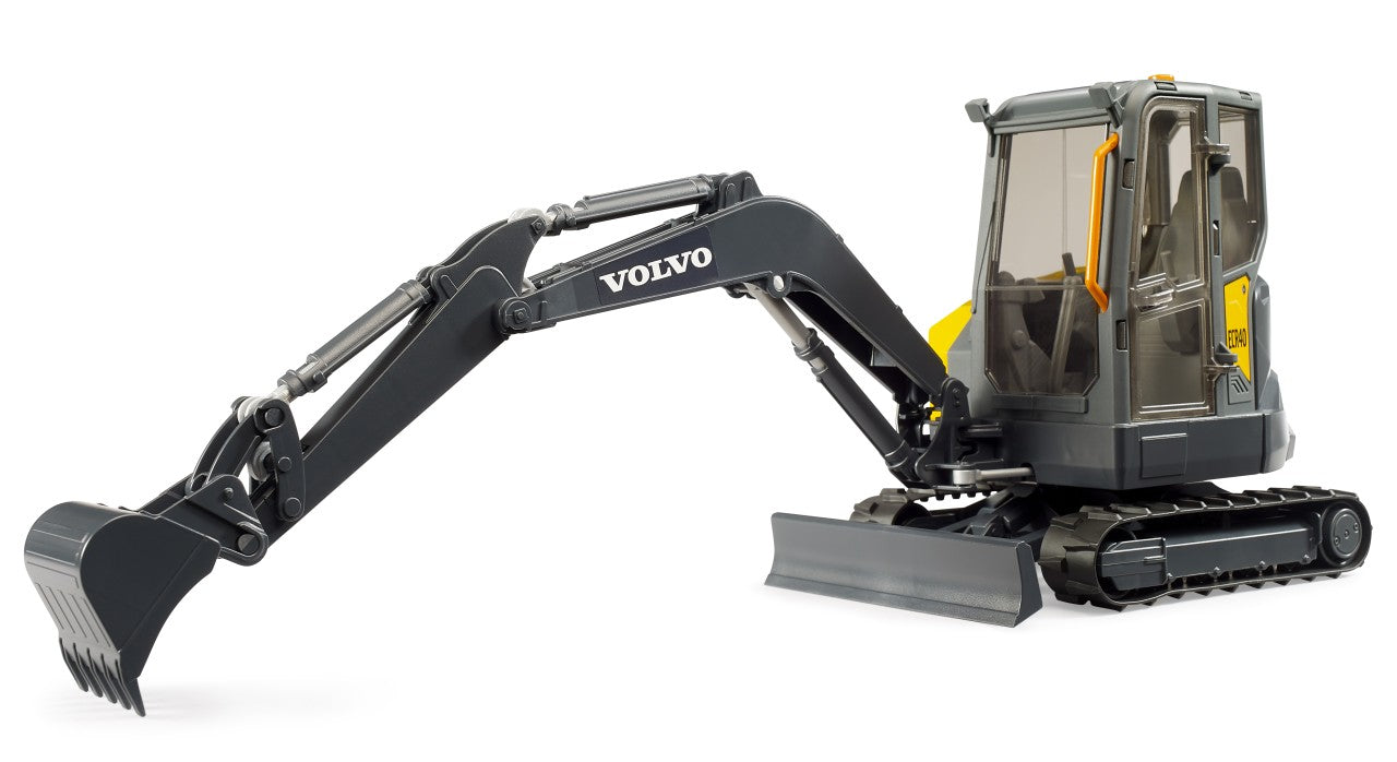 Bruder - Volvo Compact Excavator ECR40