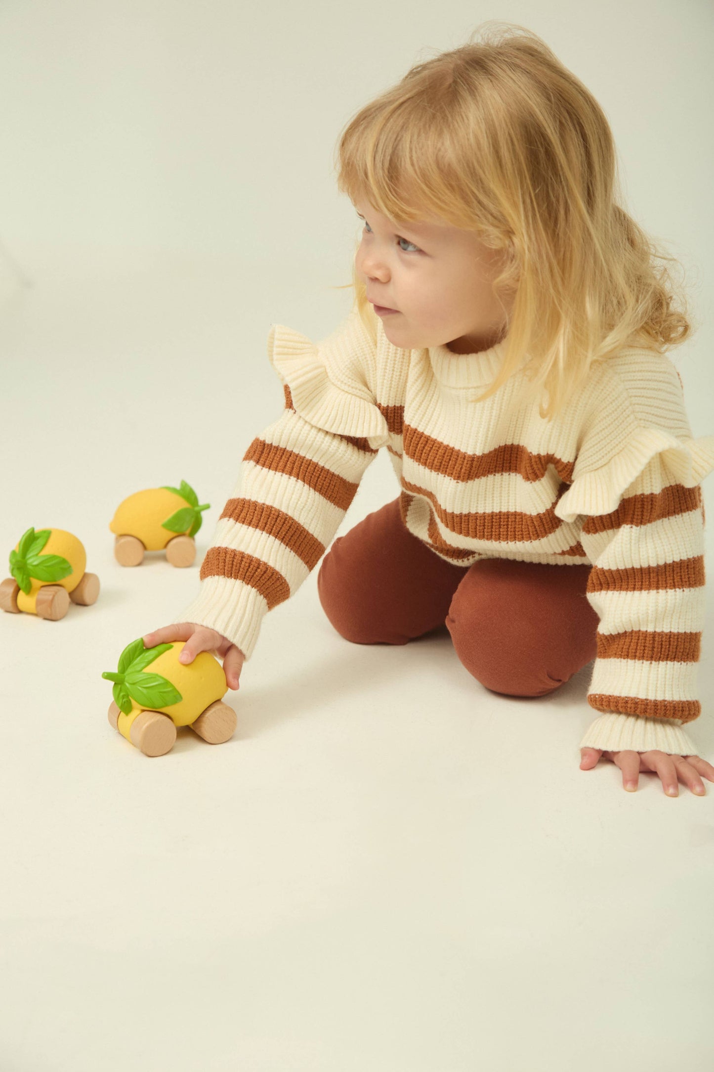 Oli & Carol Lou The Lemon Baby Car