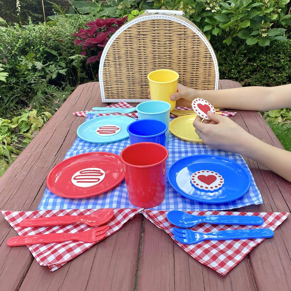 Deluxe 25PC Picnic Set