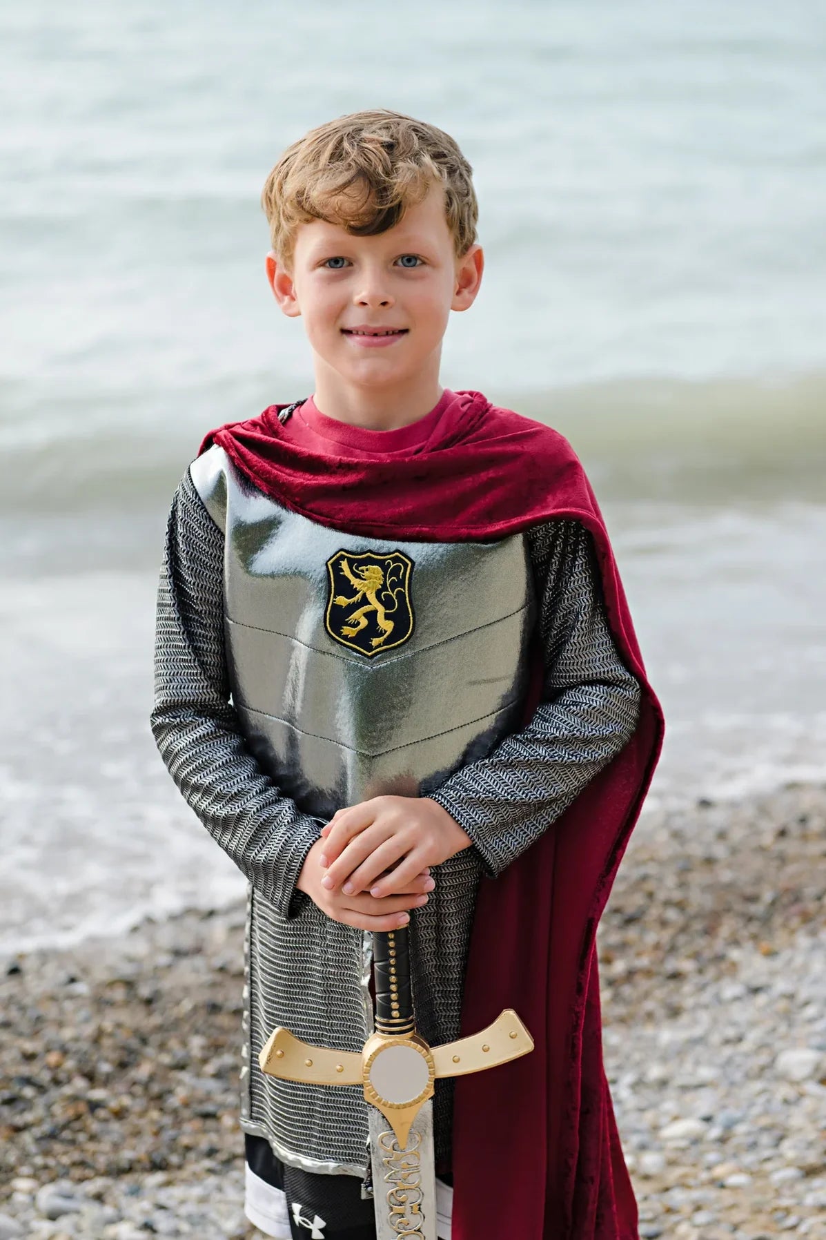 Great Pretenders - Knight Set with Tunic, Cape and Crown