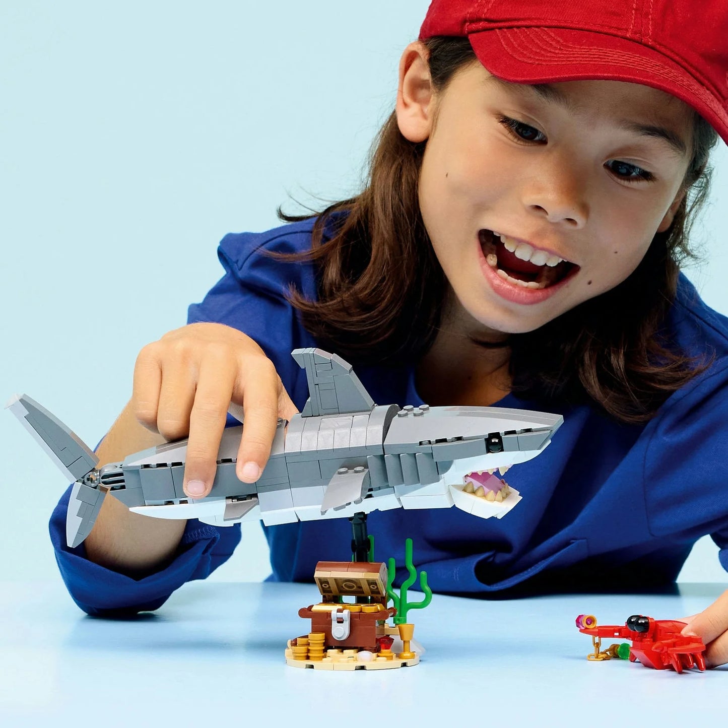 Lego: Fierce Shark with a Treasure Chest