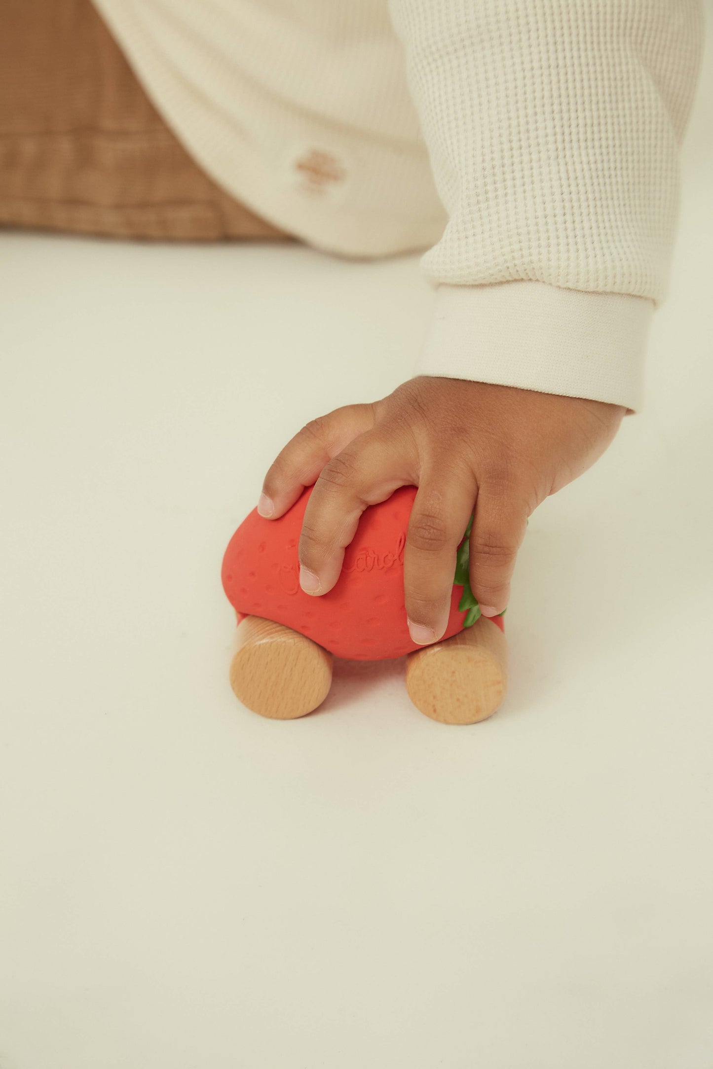 Oli & Carol Sweetie the Strawberry Baby Car