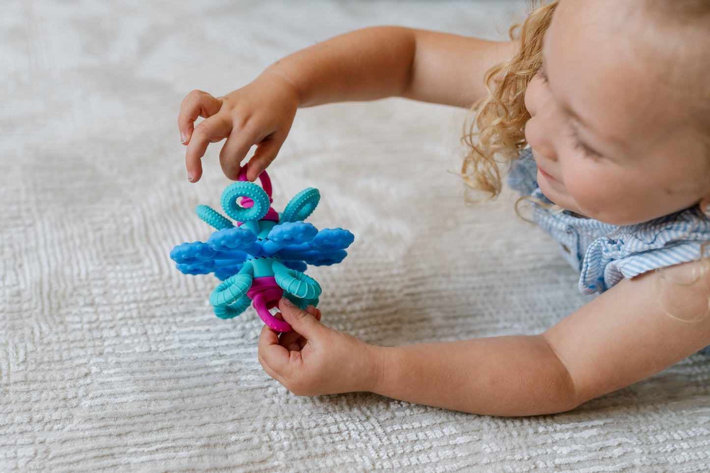 Okee Activity Toy